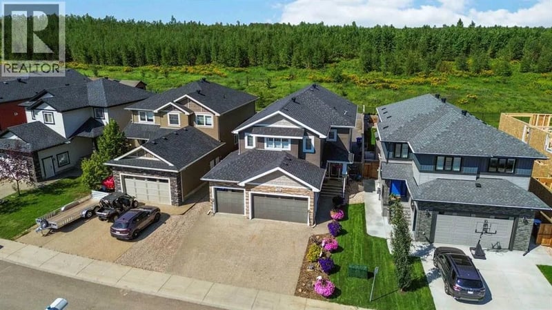 160 STONECREEK Landing, Fort McMurray, Alberta, T9K0X4, Fort McMurray, Alberta — photo 1 of 5