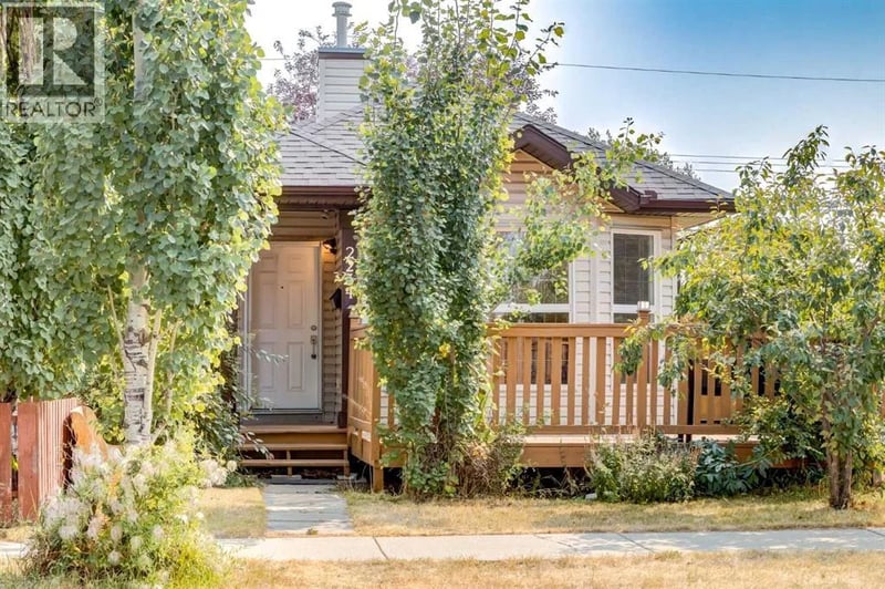 2234 15A Street Southeast, Calgary, Alberta, T2G3N1, Calgary, Alberta — photo 1 of 5
