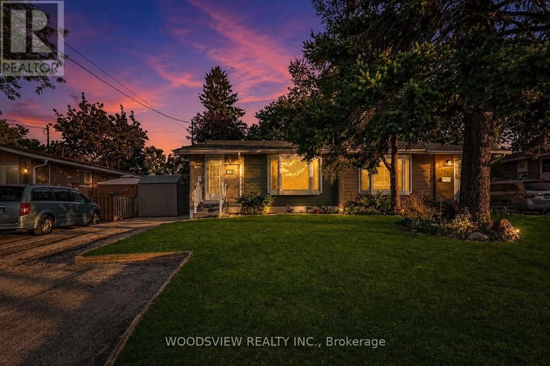 851 Moretta Avenue, Pickering (West Shore), Ontario, L1W2K1, Pickering (West Shore), Ontario — photo 1 of 5