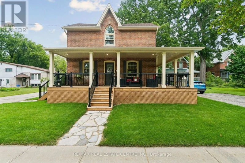 83 Centre Street North, New Tecumseth (Beeton), Ontario, L0G1A0, New Tecumseth (Beeton), Ontario — photo 1 of 5