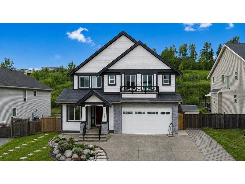 2331 CHARDONNAY Lane, Abbotsford, British Columbia, V4X0A6, Abbotsford, British Columbia — photo 1 of 5