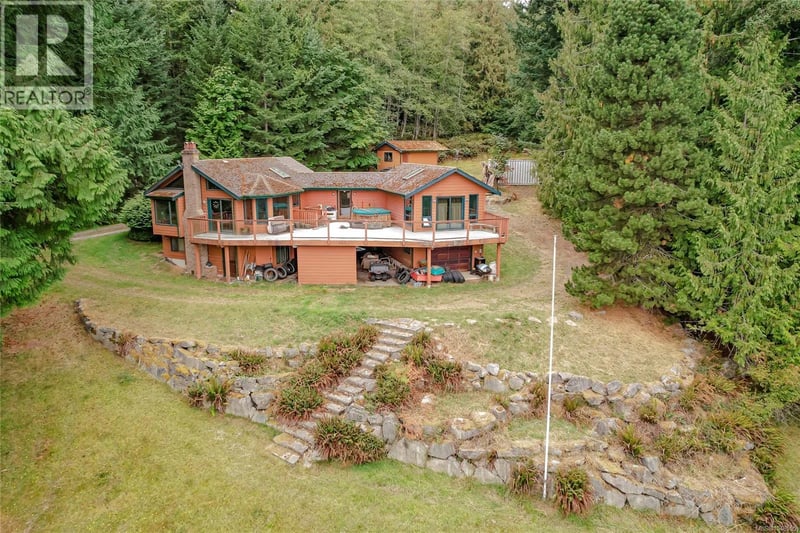 190 Seymour Heights, Salt Spring, British Columbia, V8K2B6, Salt Spring, British Columbia — photo 1 of 5