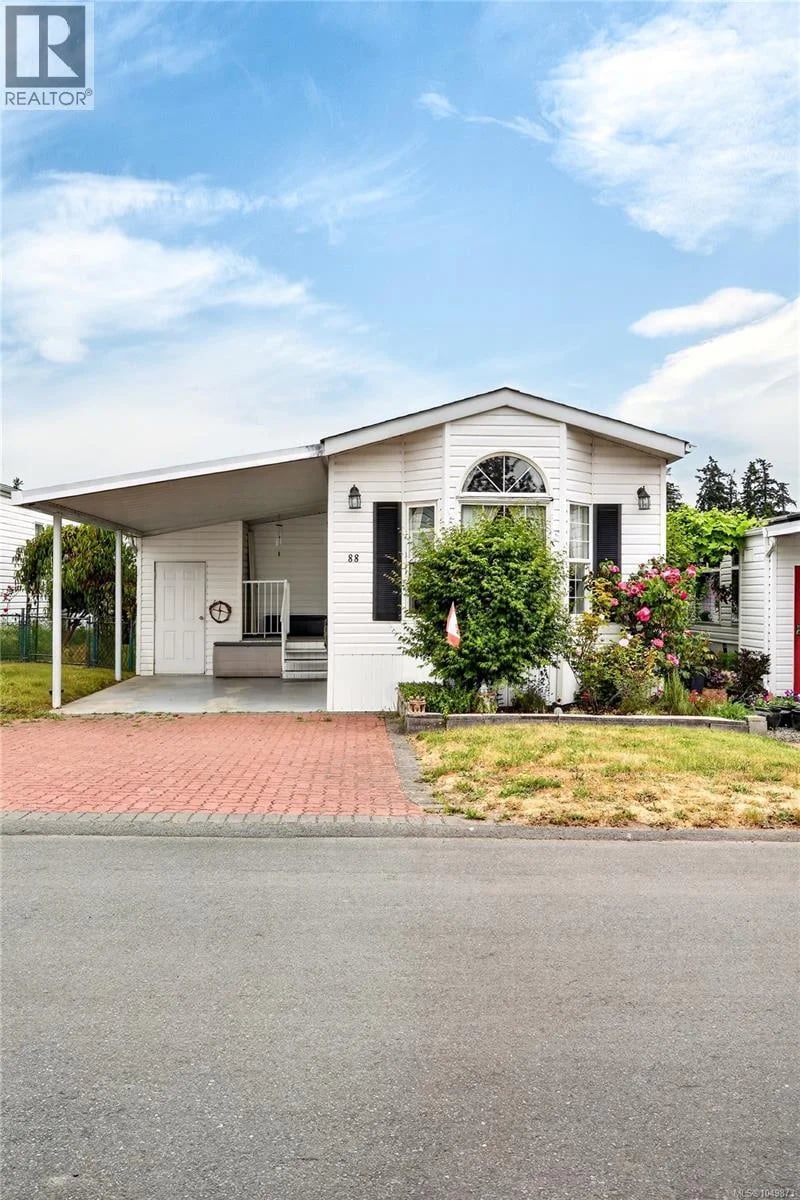 #88 7583 Central Saanich Road, Central Saanich, British Columbia, V8M2B6, Central Saanich, British Columbia — photo 1 of 5