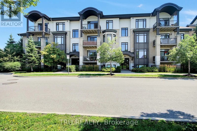 #404 655 Beauparc Private, Ottawa, Ontario, K1J0B6, Ottawa, Ontario — photo 1 of 5