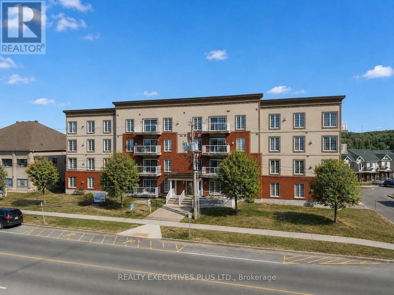 #407 2921 Laurier Street, Clarence-Rockland, Ontario, K4K1V2, Clarence-Rockland, Ontario — photo 1 of 5