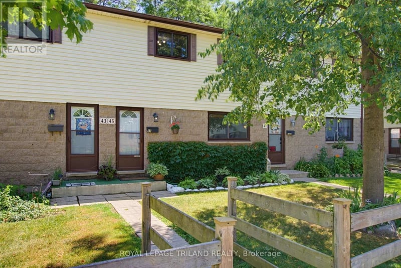 #45 825 DUNDALK Drive, London South (South Q), Ontario, N6C3V6, London South (South Q), Ontario — photo 1 of 5