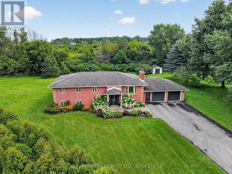 6495 Clifford Avenue, South Glengarry, Ontario, K6H7H9, South Glengarry, Ontario — photo 1 of 5