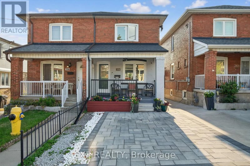 358 McRoberts Avenue, Toronto (Caledonia-Fairbank), Ontario, M6E4P9, Toronto (Caledonia-Fairbank), Ontario — photo 1 of 5