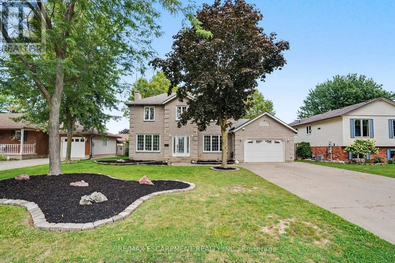 21 Farewell Crescent, West Lincoln (Smithville), Ontario, L0R2A0, West Lincoln (Smithville), Ontario — photo 1 of 5