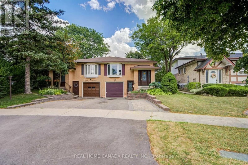 19 Hepworth Drive, Toronto (Willowridge-Martingrove-Richview), Ontario, M9R3W1, Toronto (Willowridge-Martingrove-Richview), Ontario — photo 1 of 5