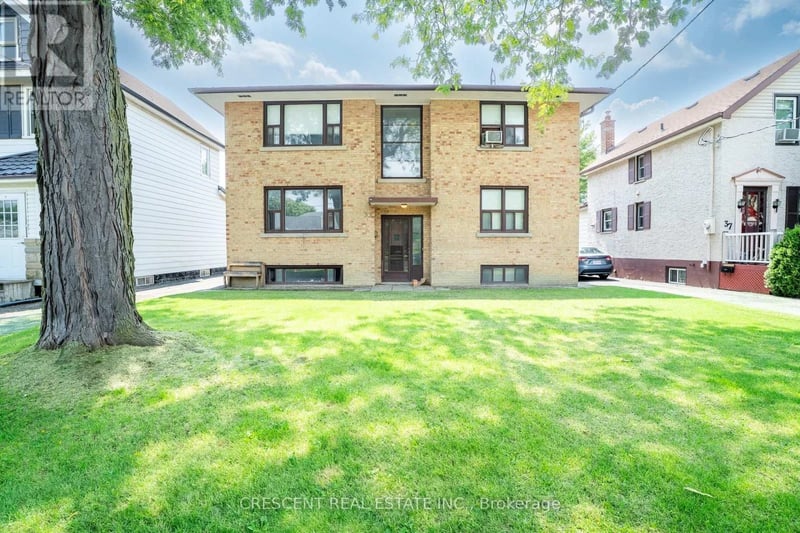 #UPPER 35 Laburnham Avenue, Toronto (Long Branch), Ontario, M8W1S6, Toronto (Long Branch), Ontario — photo 1 of 5