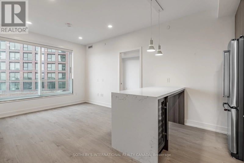 #903 29 York Garden Way, Toronto (Yorkdale-Glen Park), Ontario, M6A2V1, Toronto (Yorkdale-Glen Park), Ontario — photo 1 of 5