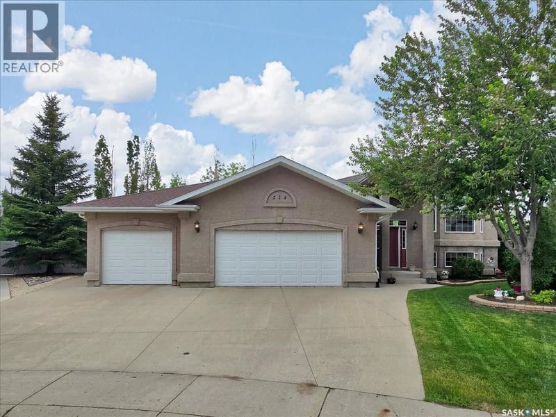 214 Burke PLACE, Warman, Saskatchewan, S0K4S0, Warman, Saskatchewan — photo 1 of 5
