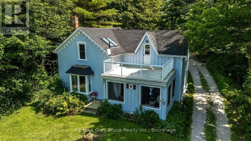 501306 Grey 1 Road, Georgian Bluffs, Ontario, N0H2T0, Georgian Bluffs, Ontario — photo 1 of 5