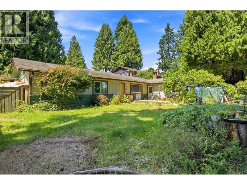 177 PRATT Road, Gibsons, British Columbia, V0N1V3, Gibsons, British Columbia — photo 1 of 5