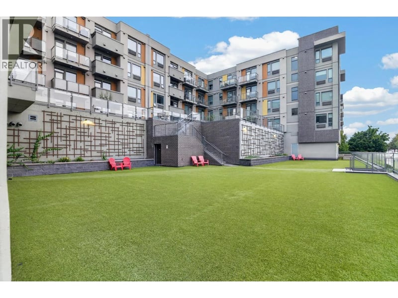 #347 925 Leon Avenue, Kelowna, British Columbia, V1Y0E5, Kelowna, British Columbia — photo 1 of 5