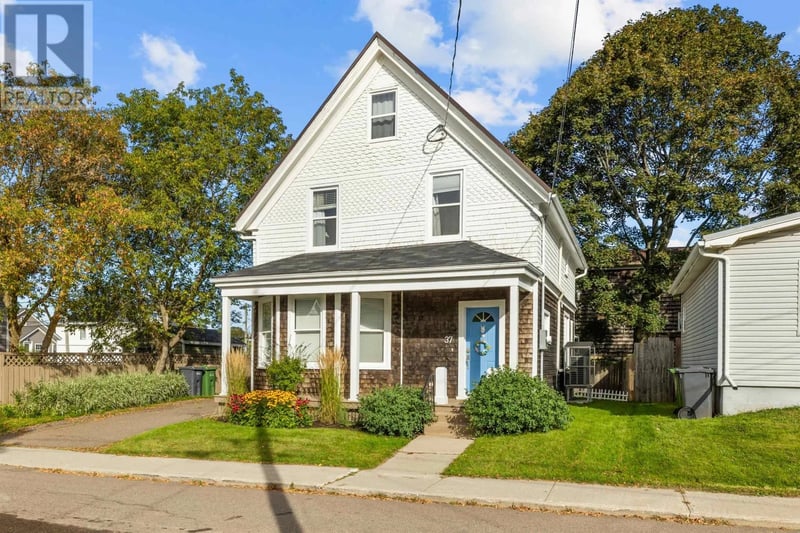 37 Reserve Street, Charlottetown, Prince Edward Island, C1A2K9, Charlottetown, Prince Edward Island — photo 1 of 5
