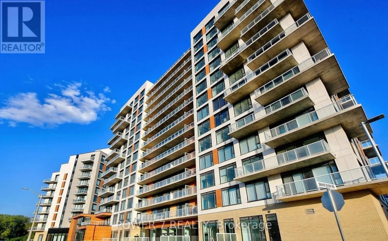 #1422 2 David Eyer Road, Richmond Hill, Ontario, L4S0N6, Richmond Hill, Ontario — photo 1 of 5