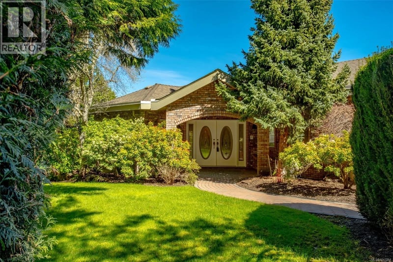 2685 Sea Blush Drive, Nanoose Bay, British Columbia, V9P9E4, Nanoose Bay, British Columbia — photo 1 of 5