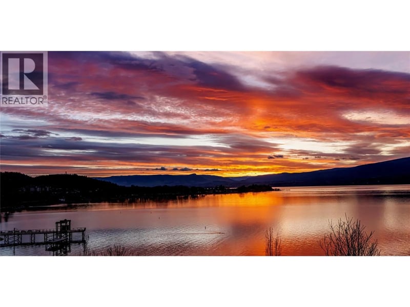 3963 Angus Drive, West Kelowna, British Columbia, V4T2K1, West Kelowna, British Columbia — photo 1 of 5