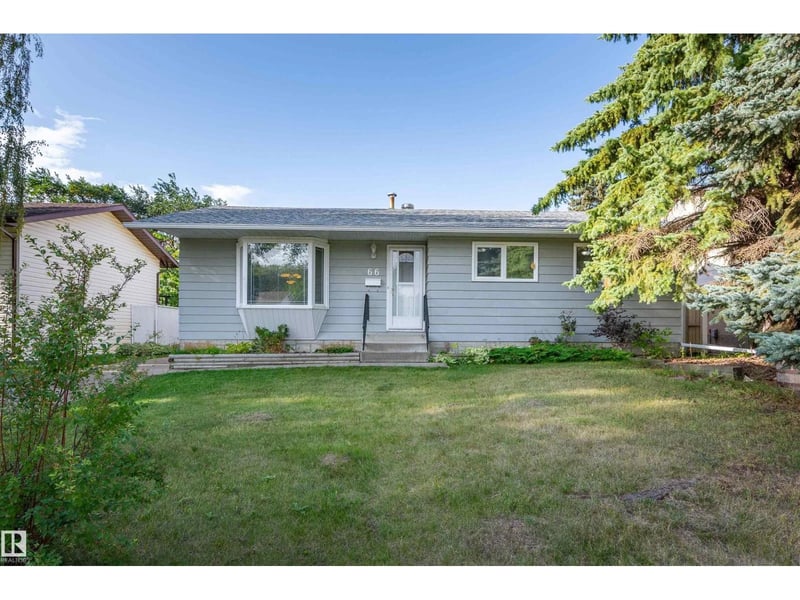 66 MEADOWBROOK RD, Sherwood Park, Alberta, T8A0N9, Sherwood Park, Alberta — photo 1 of 5