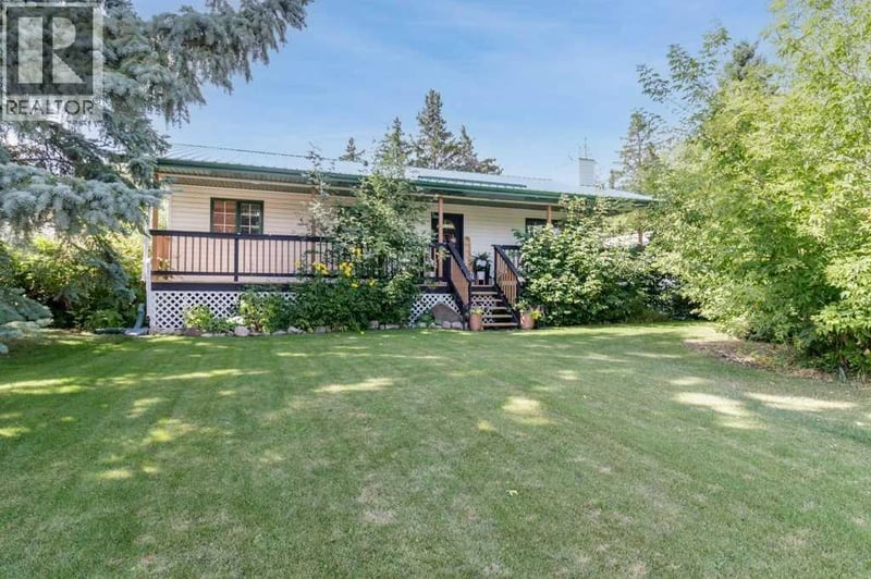 2206 25 Avenue, Delburne, Alberta, T0M0V0, Delburne, Alberta — photo 1 of 5