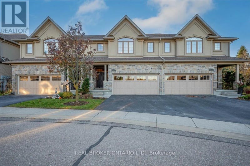 #22 435 Winchester Drive, Waterloo, Ontario, N2T0B7, Waterloo, Ontario — photo 1 of 5