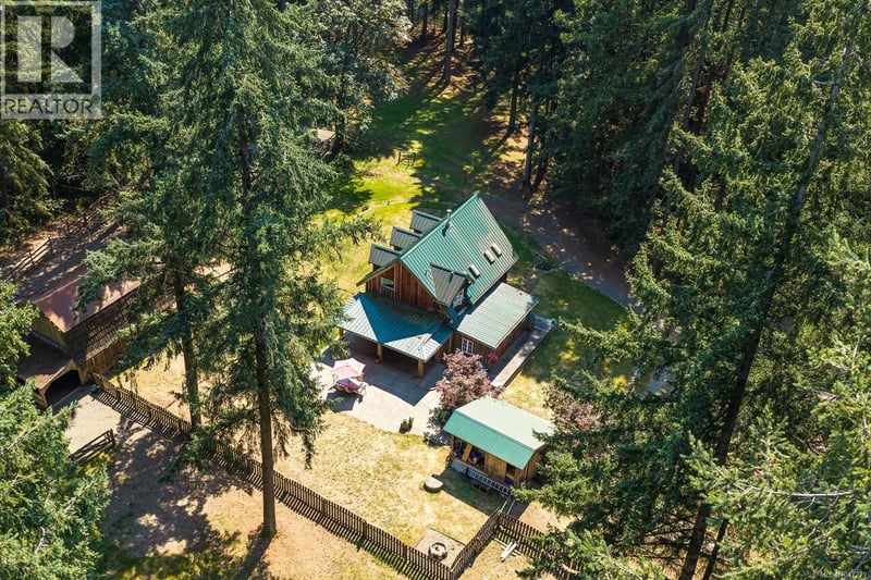 1584 Nurmi Road, Merville, British Columbia, V0R2M0, Merville, British Columbia — photo 1 of 5