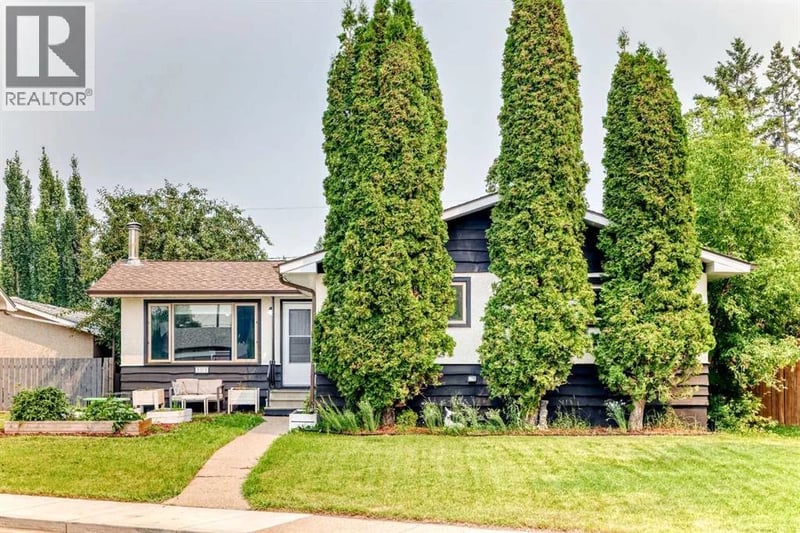 3313 42A Avenue Close, Red Deer, Alberta, T4N3A5, Red Deer, Alberta — photo 1 of 5