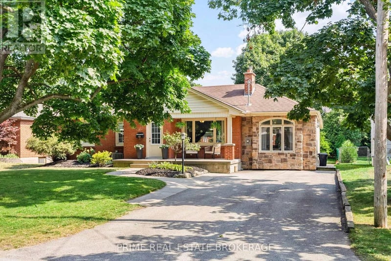 65 David Street, London South (South V), Ontario, N6P1B4, London South (South V), Ontario — photo 1 of 5