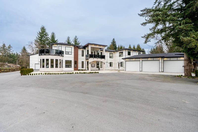 24095 65 Avenue, Langley, British Columbia, V2Y2H1, Langley, British Columbia — photo 1 of 5