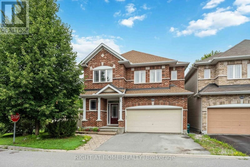 250 Tofino Private, Ottawa, Ontario, K2M0B1, Ottawa, Ontario — photo 1 of 5