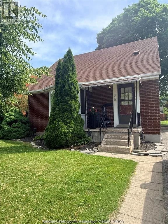1310 ASKIN Avenue, Windsor, Ontario, N9B2Y1, Windsor, Ontario — photo 1 of 5