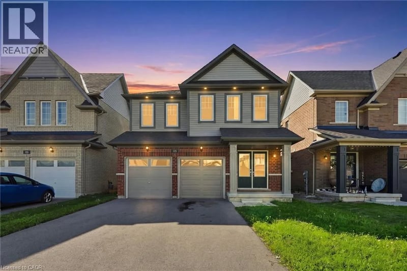 125 TUMBLEWOOD Place, Welland, Ontario, L3B0J3, Welland, Ontario — photo 1 of 5