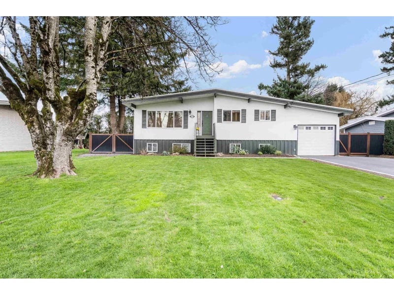 6970 CENTENNIAL Drive, Chilliwack, British Columbia, V2R1J7, Chilliwack, British Columbia — photo 1 of 5
