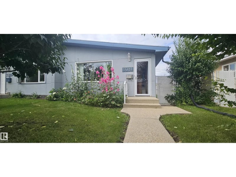 9024 60 ST NW, Edmonton, Alberta, T6B1M8, Edmonton, Alberta — photo 1 of 5