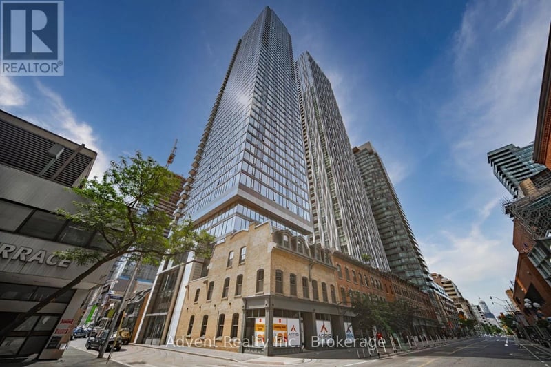 #2308 8 Cumberland Street, Toronto (Annex), Ontario, M4W0B6, Toronto (Annex), Ontario — photo 1 of 5