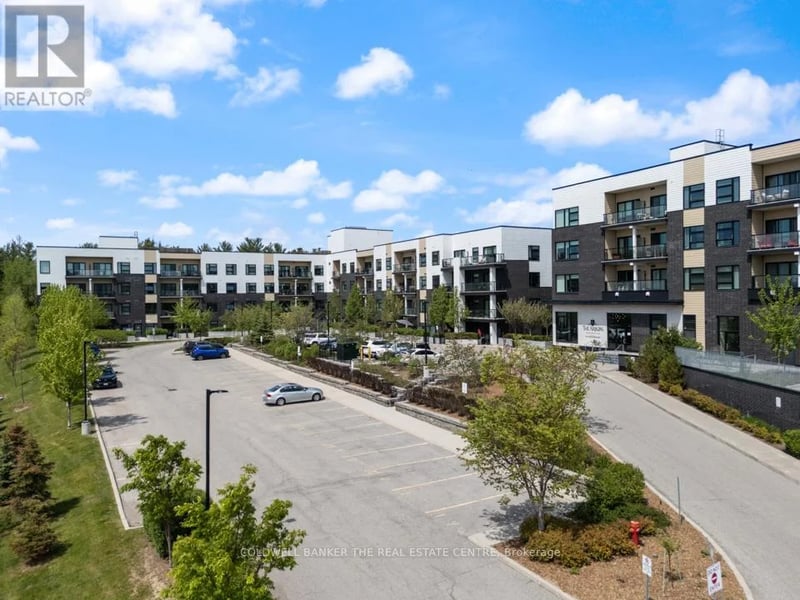 #246 555 William Graham Drive, Aurora, Ontario, L4G3H9, Aurora, Ontario — photo 1 of 5