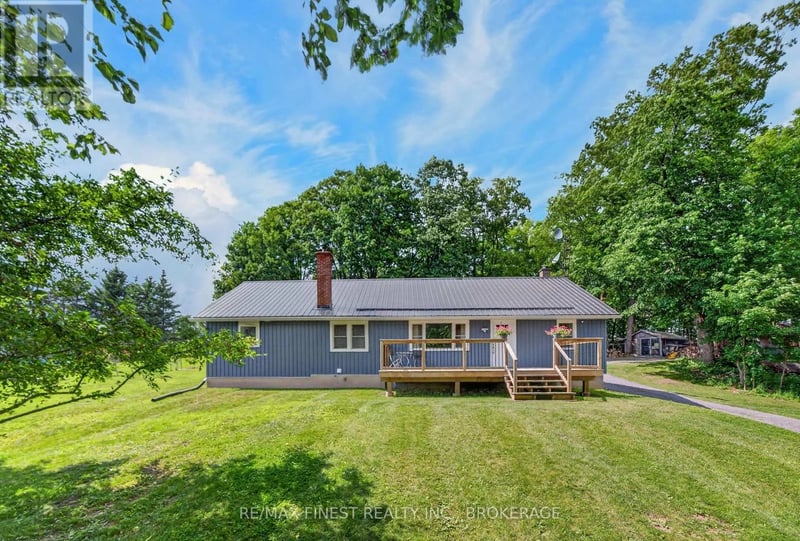 6213 Perth Road, Frontenac (Frontenac South), Ontario, K0H2L0, Frontenac (Frontenac South), Ontario — photo 1 of 5