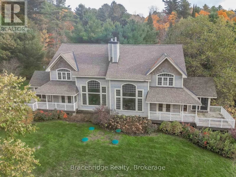3876 Muskoka Rd 118 Highway West, Muskoka Lakes (Medora), Ontario, P0B1J0, Muskoka Lakes (Medora), Ontario — photo 1 of 5