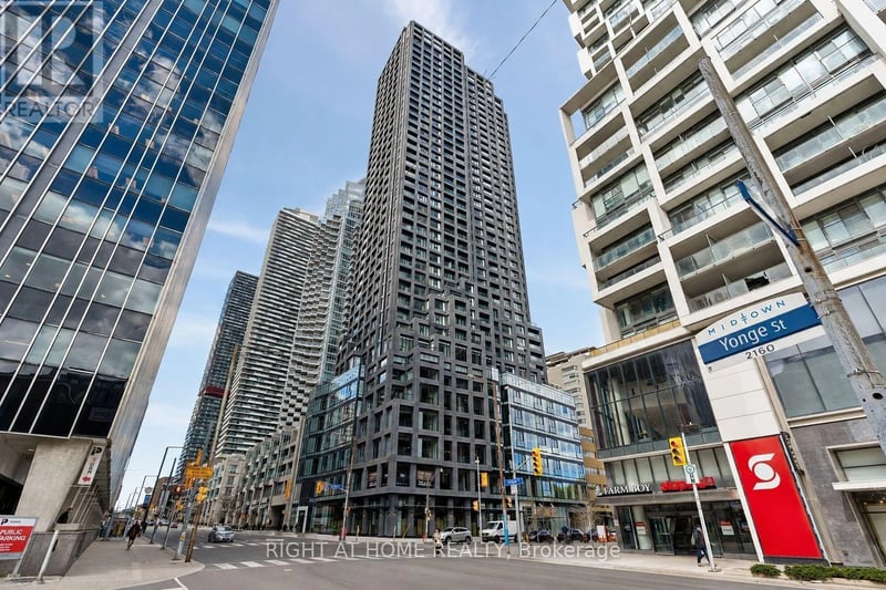 #PH03 20 Soudan Avenue, Toronto (Mount Pleasant West), Ontario, M4S0E2, Toronto (Mount Pleasant West), Ontario — photo 1 of 5