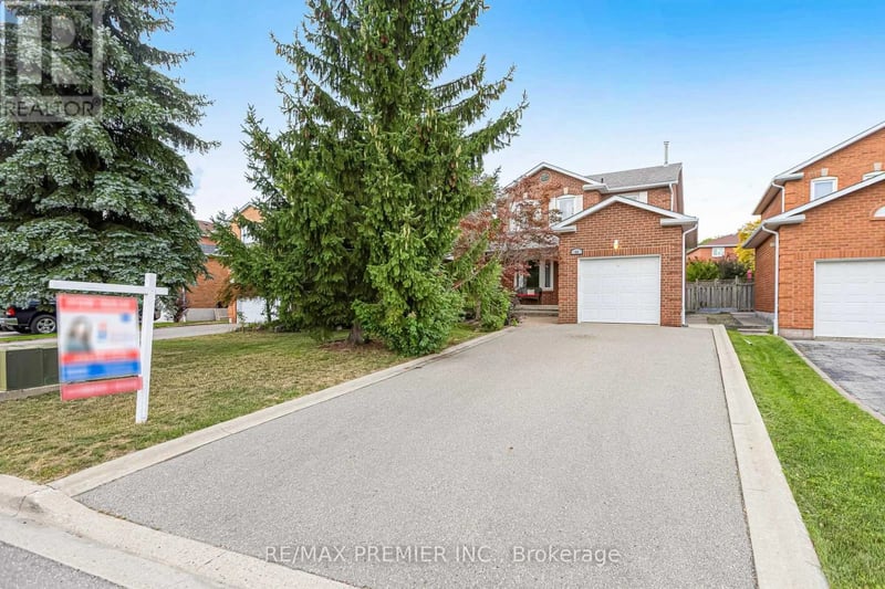 90 Pentland Crescent, Vaughan (Maple), Ontario, L6A1T5, Vaughan (Maple), Ontario — photo 1 of 5