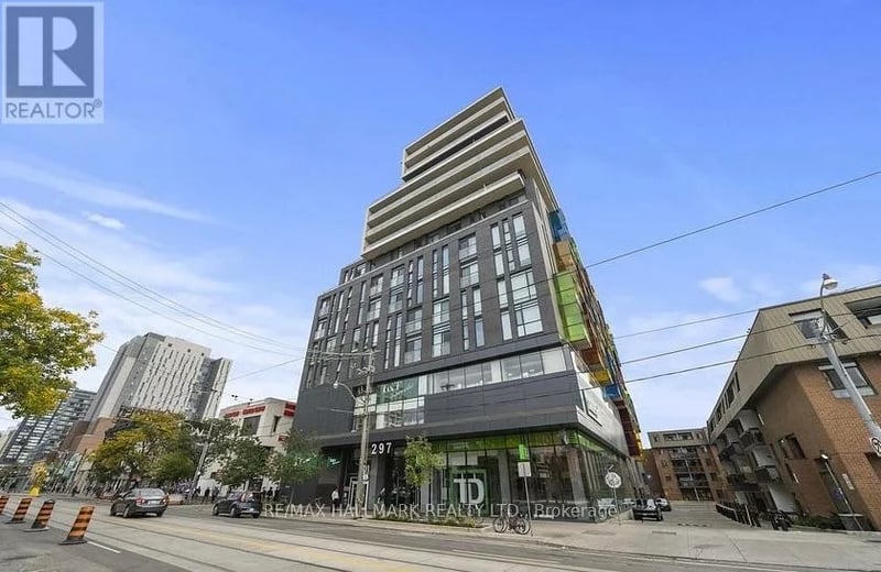 #516 297 College Street, Toronto (Kensington-Chinatown), Ontario, M5T1S2, Toronto (Kensington-Chinatown), Ontario — photo 1 of 5