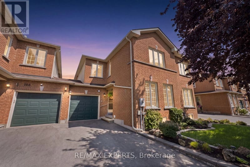 104 Pinedale Gate, Vaughan (East Woodbridge), Ontario, L4L8X3, Vaughan (East Woodbridge), Ontario — photo 1 of 5