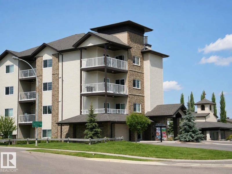 #202 16715 100 AV NW, Edmonton, Alberta, T5P4Z5, Edmonton, Alberta — photo 1 of 5