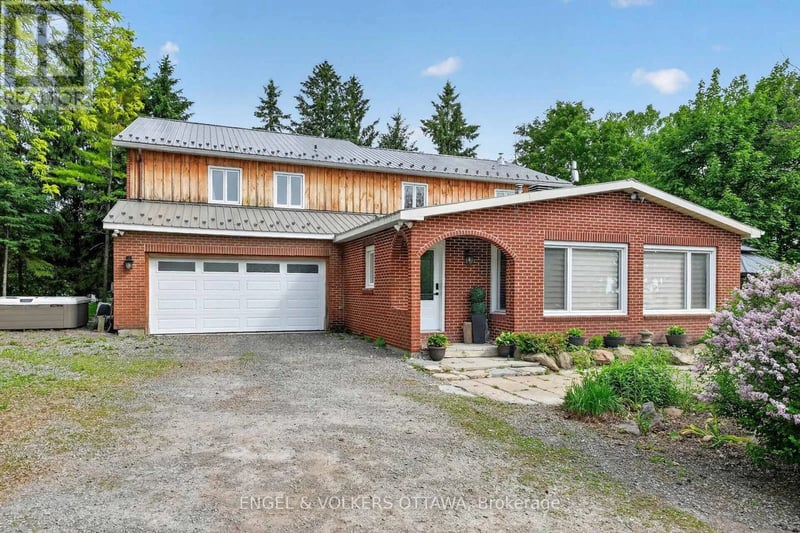 14120 County Road 13, North Stormont, Ontario, K0A1R0, North Stormont, Ontario — photo 1 of 5