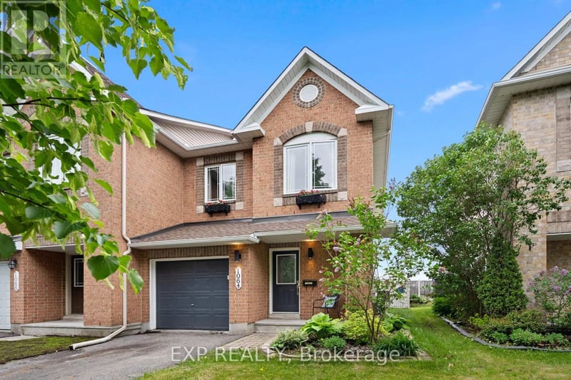1064 Candlewood Street, Ottawa, Ontario, K4A5E9, Ottawa, Ontario — photo 1 of 5