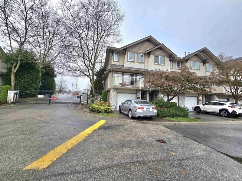 #53 8888 151 Street, Surrey, British Columbia, V3R0Z9, Surrey, British Columbia — photo 1 of 5
