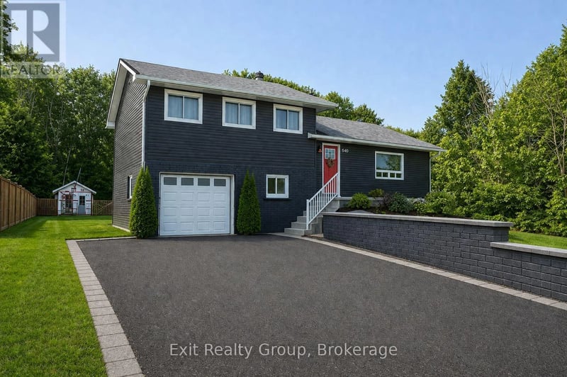 640 Victoria Street North, Tweed (Hungerford (Twp)), Ontario, K0K3J0, Tweed (Hungerford (Twp)), Ontario — photo 1 of 5