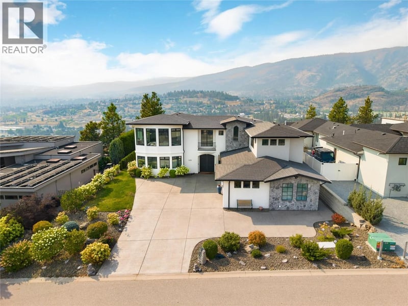 3351 Vineyard View Drive, West Kelowna, British Columbia, V4T3M3, West Kelowna, British Columbia — photo 1 of 5